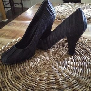 Unlisted Kenneth Cole